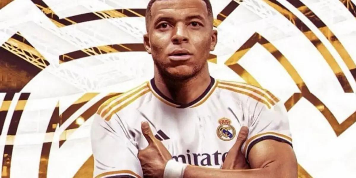 Mbappé con la camiseta del Real Madrid.