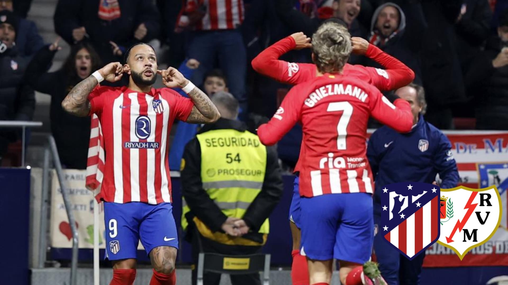 Memphis Depay celebrando el gol