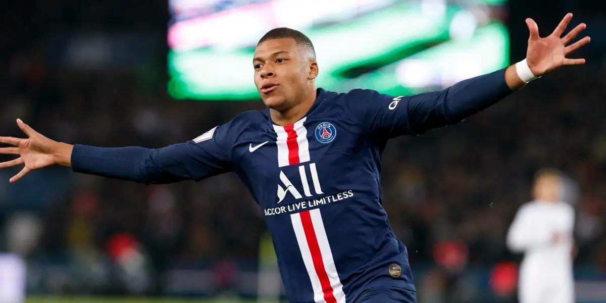 Mientras en París la afición se alegra de poder incorporar a Messi a las filas del PSG, hay un tema que preocupa y no da las mejores sensaciones: la renovación de Kylian Mbappé. El atacante podría quedar libre en junio 2022 y recalar en Real Madrid.