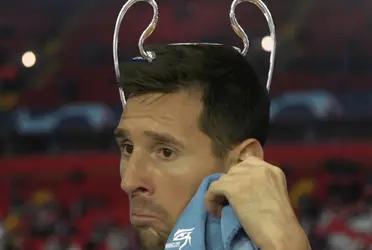 Mientras se realizaba el sorteo de los octavos de final, el astro argentino sorprendió a todos con una curiosa determinación