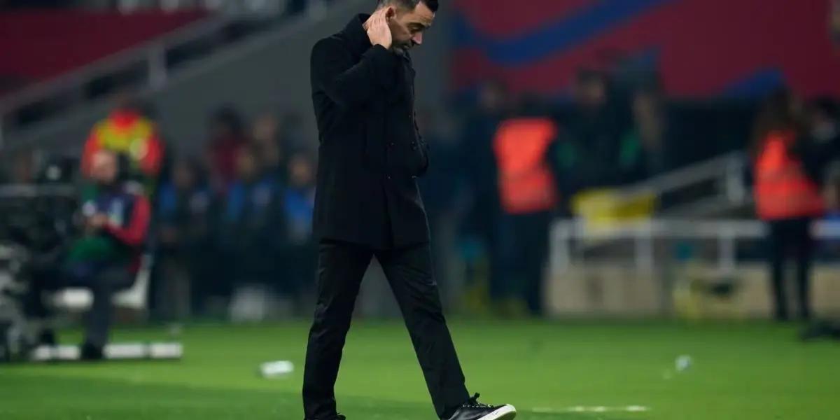 Mientras Xavi dejará el Barça, la reacción de un histórico apoyándole