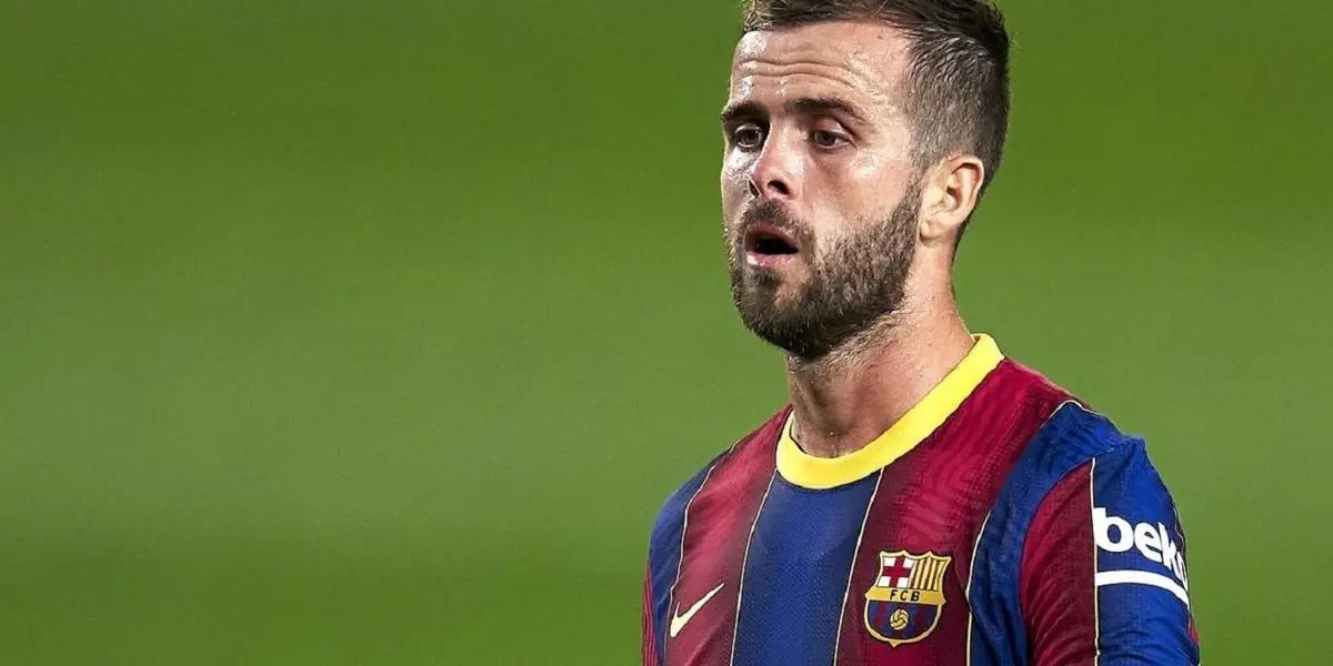 Miralem Pjanić podría marcharse de FC Barcelona debido a su falta de minutos,