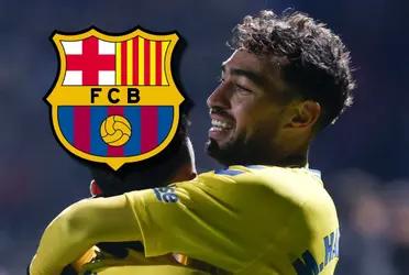 Munir hizo el tanto de la apertura del marcador para Las Palmas ante FC Barcelona, para celebrarlo con los hinchas