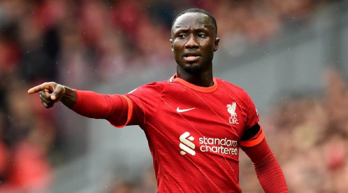 Naby Keita esta cansado de las pocas oportunidades en Liverpool y estaría encantado de pasar al Barcelona de Xavi.