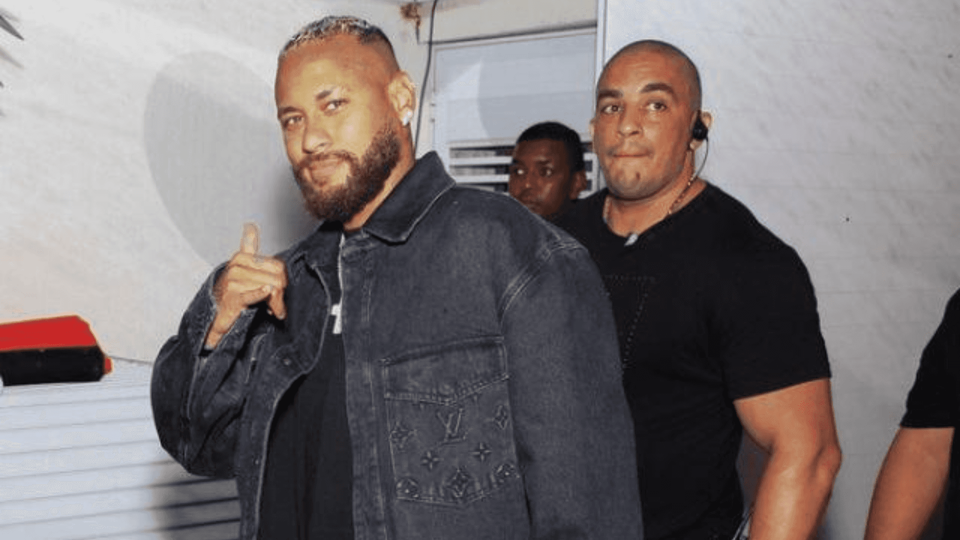 Neymar insultó a quienes le dicen gordo, así los nombró y alborotó las redes