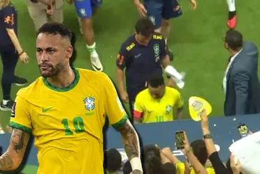Neymar no pasa su mejor momento y ahora en la Selección de Brasil fue duramente criticado por los aficionados