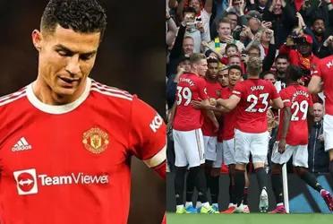 Ni el dinero, ni las ganas de jugar UEFA Champions League serían los motivos de Cristiano Ronaldo para abandonar el Manchester United. La razón sería un like de su compañero Harry Maguire en una publicación de Instagram donde se lo acusaba de querer irse por la rebaja salarial sufrida.