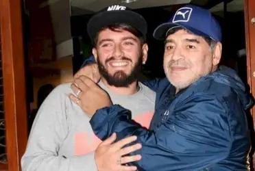 No pudo despedirlo debido a la pandemia pero se encargó de saludarlo a la distancia.