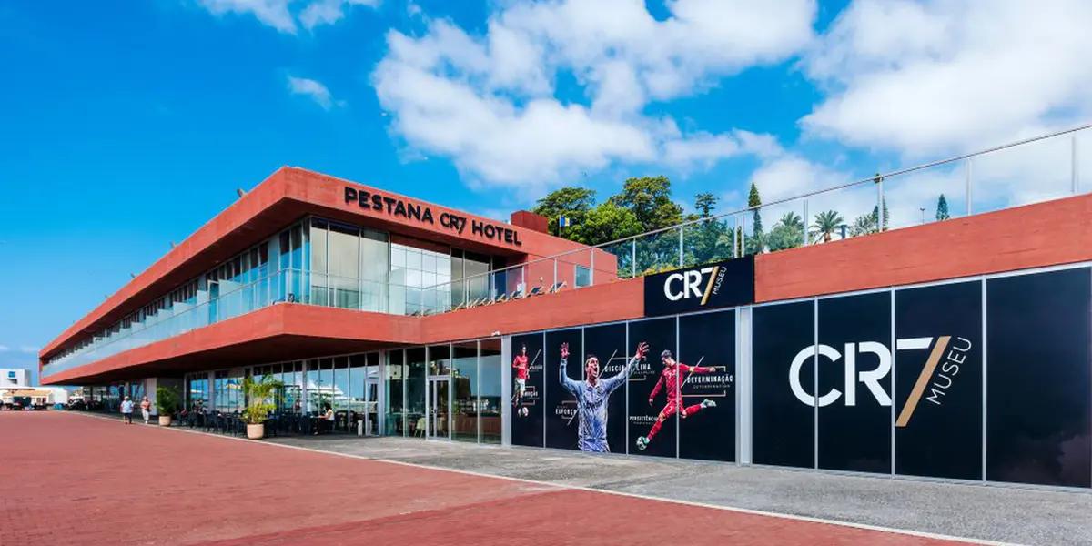 No solo es una estrella dentro del campo de juego. Es un astro para los números también. Cristiano Ronaldo es una máquina de generar dinero y de invertirlo.