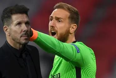 Oblak se equivocó en el gol del Madrid y Simeone tomó una decisión de inmediato