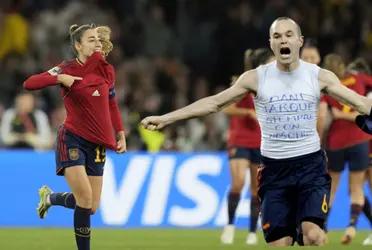 Olga Carmna emuló a Andrés Iniesta y tuvo una sentida dedicatoria tras su gol histórico