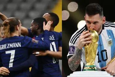 Ousmane Dembelé jugó su partido más flojo de la Copa del Mundo, cometió un penal y el DT galo lo sacó a los 40 minutos del primer tiempo.