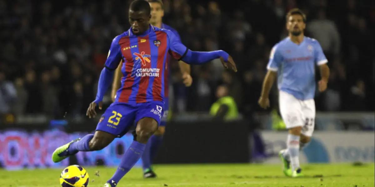 Pape Diop es un experimentado centrocampista senegalés de 36 años que actualmente milita en el Ibiza de la Segunda División de España. La Real Sociedad estaría interesada en contratar al veterano mediocampista para sumar experiencia a su vestuario.