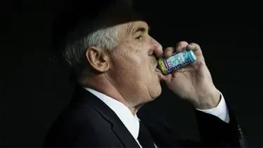 ¿Por qué Ancelotti come chicles en todos los partidos de Real Madrid?
