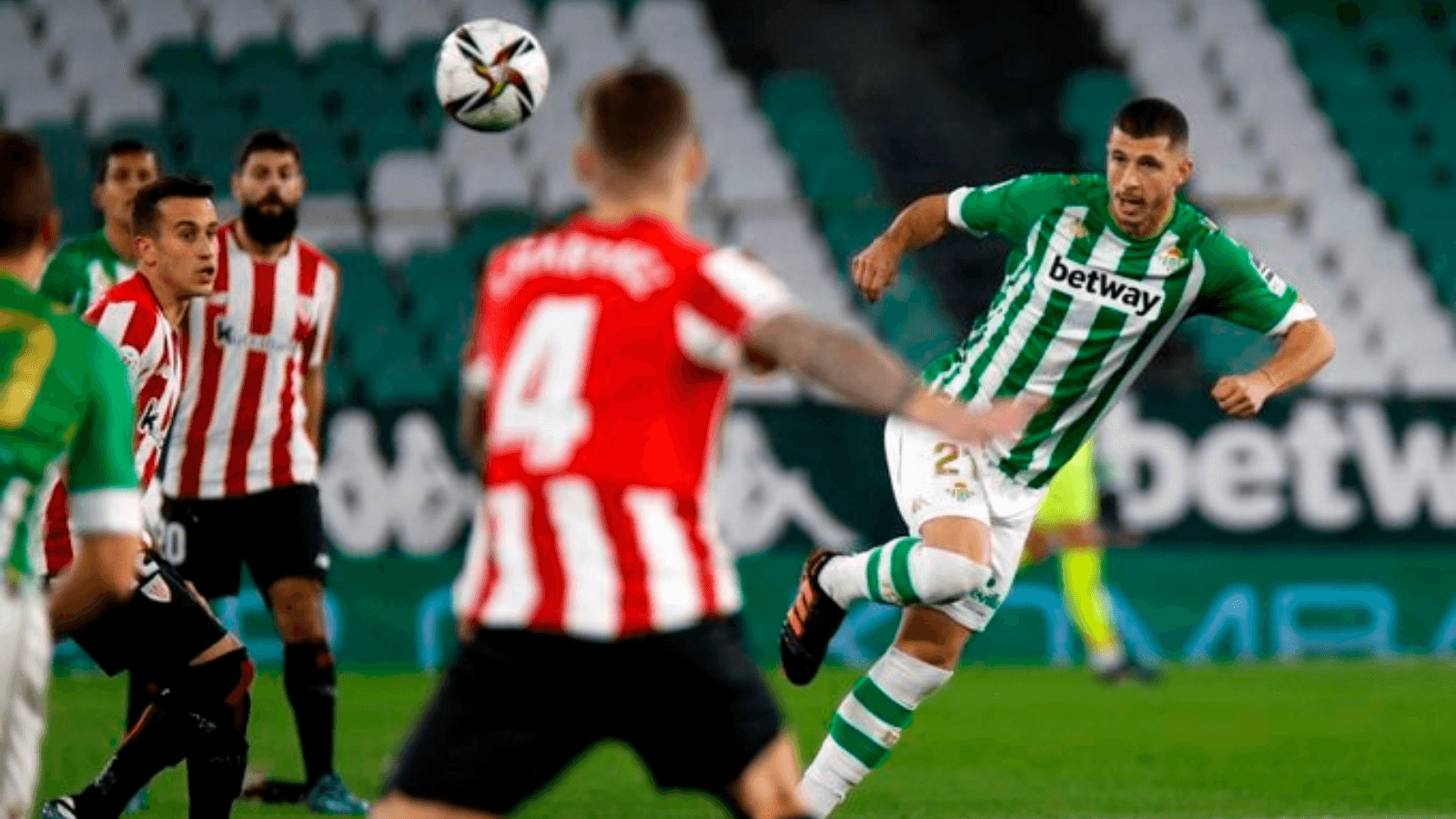 Por un lugar en zona de copas internacionales, El Real Betis recibe al Athletic de Bilbao. Los vascos en tanto, buscan seguir escalando posiciones en la tabla de LaLiga.