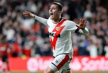 Rayo Vallecano ya está pensando en la próxima temporada. El equipo de Vallecas está pensando en mejorar aún más la buena campaña hecha y quiere reforzarse a lo grande con uno de los pichichi de la temporada por lo que ofrecería un truque al Espanyol donde cederían a Sergi Guardiola más dinero para quedarse con los servicios de Raúl de Tomas.