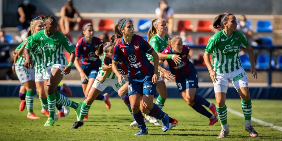 Real Betis cayó por 3 a 1 ante el Levante con goles de Giovana Queiroz y doblete de Alba Redondo, descontó Victoria Benítez para el local. Con esta victoria la visita clasifica a los Cuartos de Final de la Copa de la Reina.