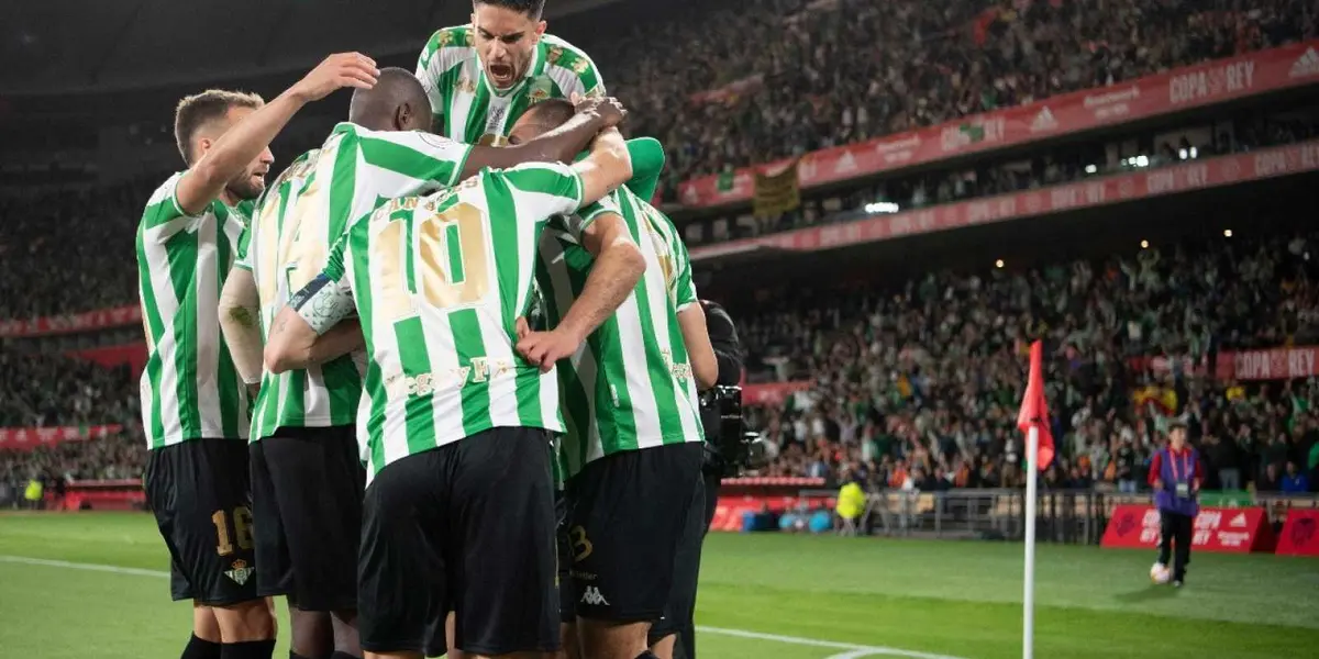 Real Betis se consagró campeón de la Copa del Rey al derrotar a Valencia por penaltis. Empataron uno a uno tras el tiempo suplementario en la Cartuja y luego de un apasionante partido fue cinco a cuatro por penaltis y Real Betis se coronó campeón de la Copa del Rey.