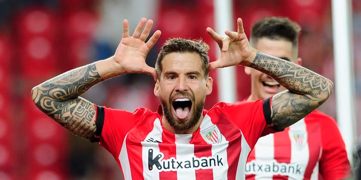 Real Betis aún tiene un gran objetivo esta temporada, ganar la Copa del Rey, pero ya empieza a mirar posibles fichajes para la próxima campaña y mejorar lo hecho en esta. El nombre de Iñigo Martínez sería el elegido para reforzar la defensa y el equipo verdiblanco podría desembolsar 12 millones de euros por el defensor central.