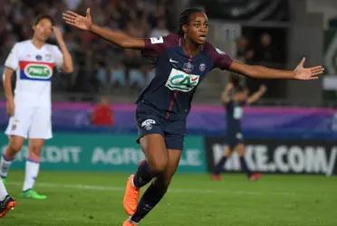 Real Madrid Femenino ya está pensando en la próxima temporada y para disputarle el trono al Barcelona Femenino estaría pensando en el fichaje de la delantera francesa del PSG Marie-Antoinette Katoto.