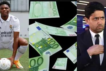 Real Madrid logró uno de los fichajes más deseados de este mercado, Aurélien Tchouaméni. El centrocampista francés de 22 años prefirió la gloria que representa el club blanco al contrato de 12 millones netos que ofrecía el Paris Saint-Germain.