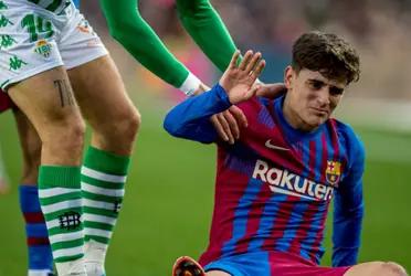 Riqui Puig a sus 22 años empieza a ver que lo mejor para su carrera es salir del Barcelona. Luego de una temporada baja en rendimiento, Laporta intentaría cederlo para que tenga continuidad en otro equipo.