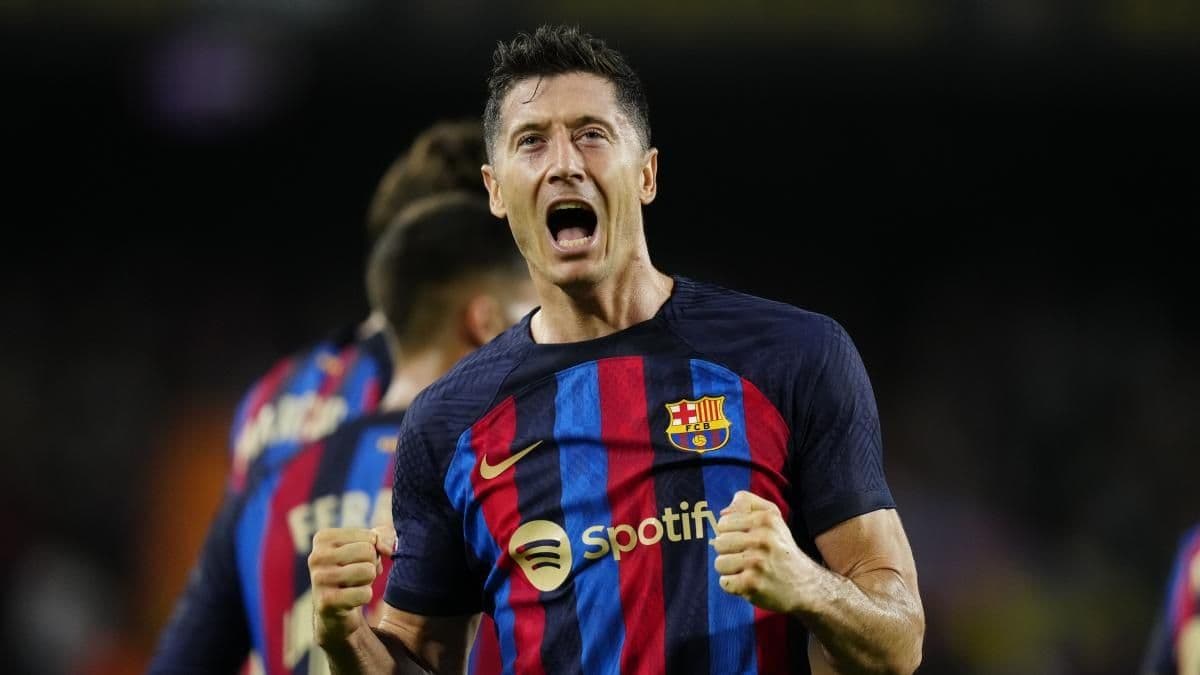 Robert Lewandowski hace soñar al Barcelona con la chance de ganar la liga