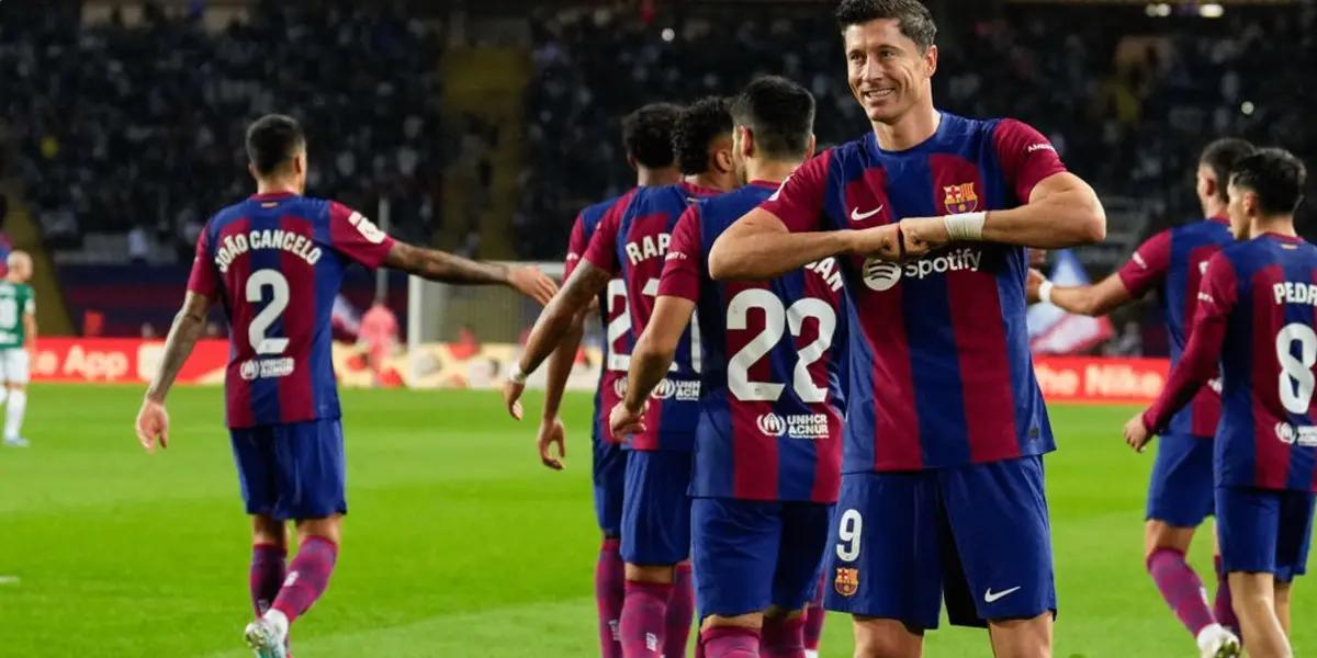 Robert Lewandowski iguala el encuentro gracias a un gol de cabeza para volver a estar en partido