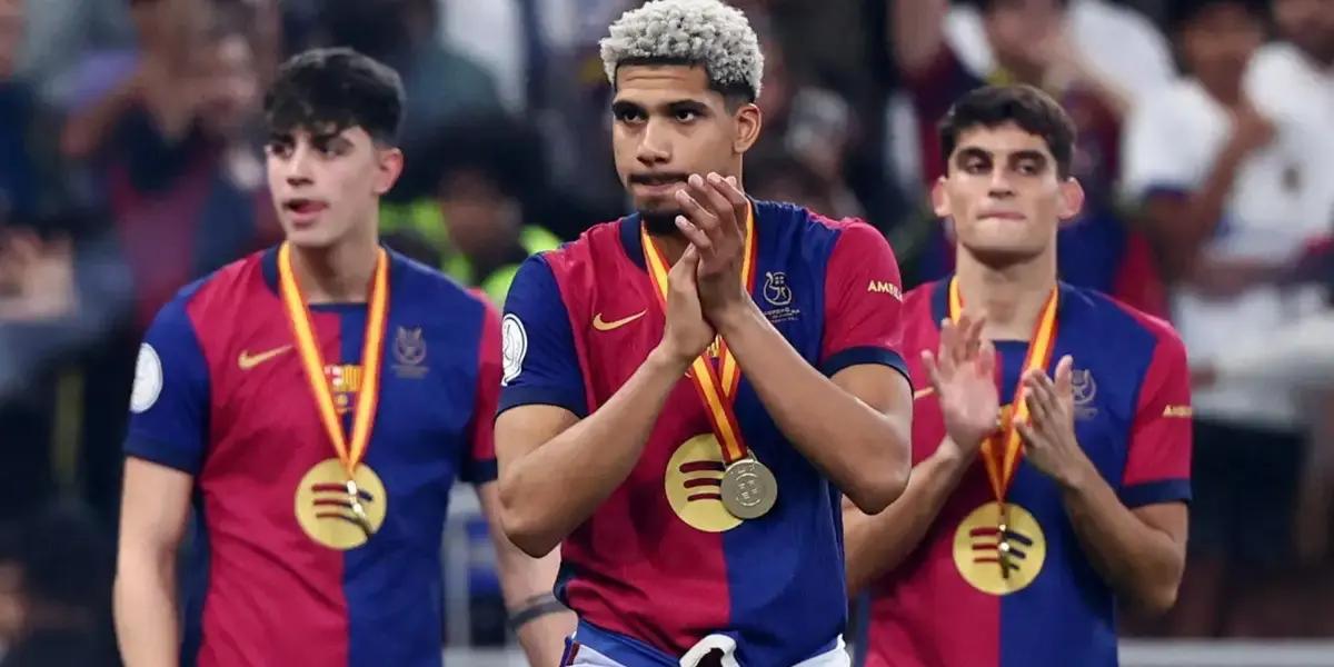 Ronald Araujo puede tener dudas en si marcharse a la Juventus en enero o quedarse en el Barcelona