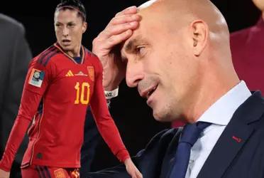 Rubiales se complica aún más por los mensajes de su mano derecha.