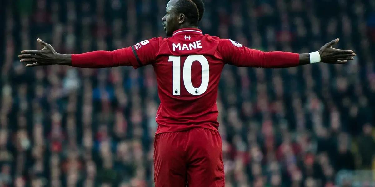 Sadio Mané es una de las figuras del Liverpool de Jürguen Klopp y de la absoluta de Senegal. Su humildad y compromiso con su pueblo natal lo convirtieron en un jugador querido por todo el mundo del fútbol.
