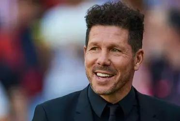 Se confirmó la lesión de Giménez y no podrá estar frente a Chelsea.