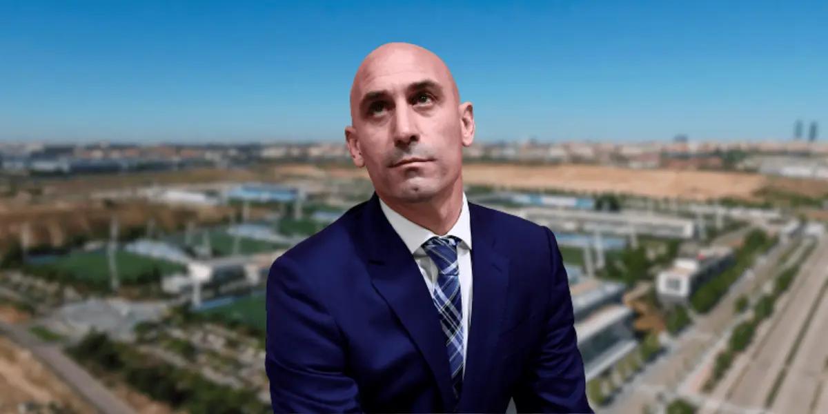 Se conoce antes del citado día que el dirigente no dejaría su cargo