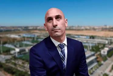 Se conoce antes del citado día que el dirigente no dejaría su cargo