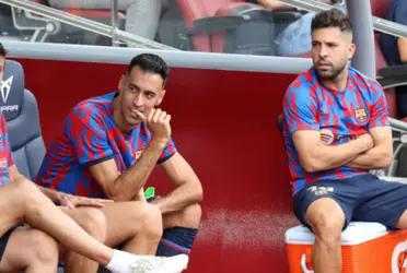 Se quiere ir del Barza, le deben hasta 2 años de sueldo y Laporta le pide de rodillas que se quede.