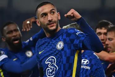 Según informa Fabrizio Romano, el equipo culé ya tiene a Hakim Ziyech como posible reemplazo en caso de que las negociaciones con el delantero español fracasen.