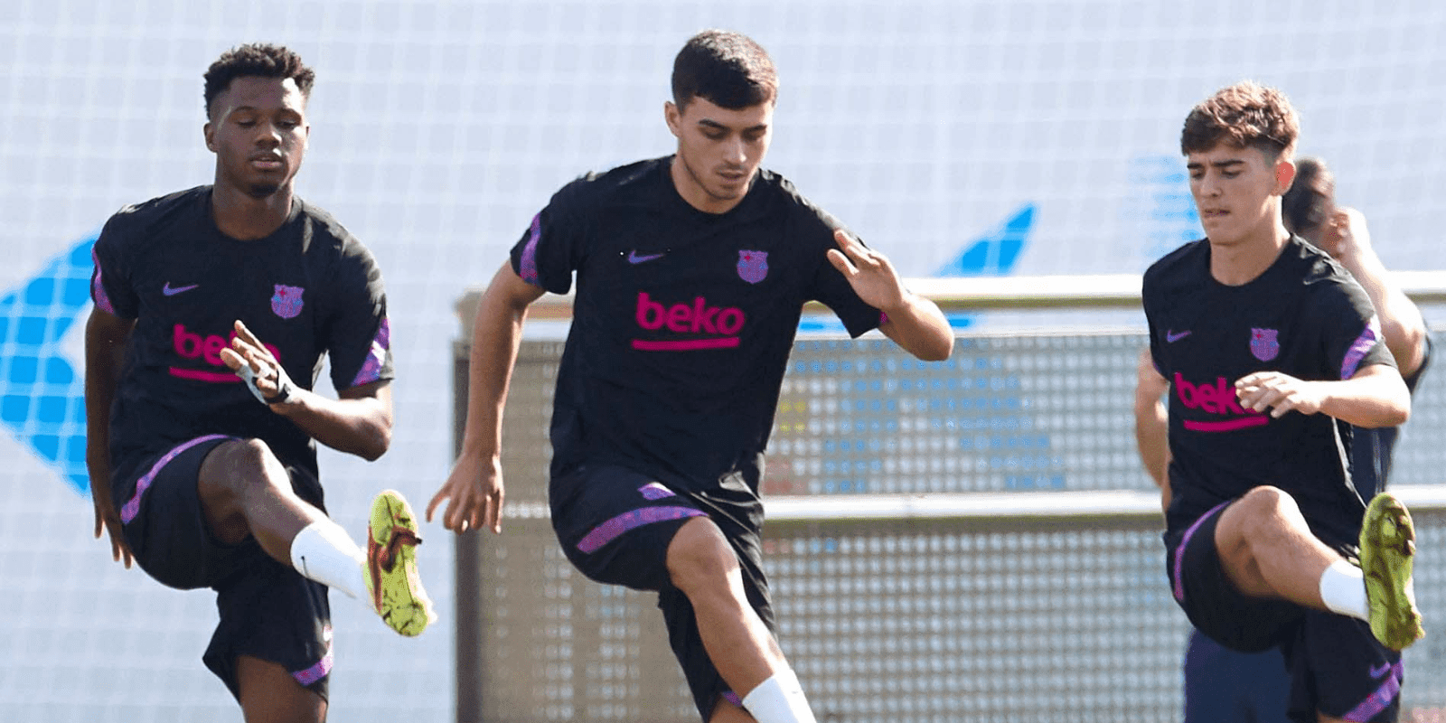 Semanas antes de arrancar la pretemporada, hay preocupación por el estado de un mimado por Xavi Hernández