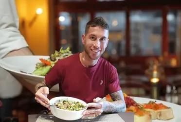 Sergio Ramos celebró su regreso a Sevilla con una cena para toda la plantilla en un coqueto restaurante