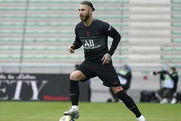 Sergio Ramos se marchó del Real Madrid y no puede sumar minutos en el PSG.