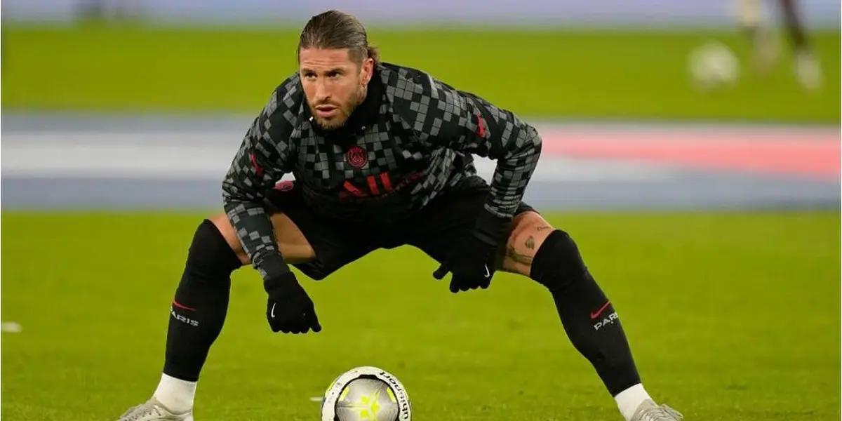 Sergio Ramos viajará con la delegación del París Saint-Germain a España para enfrentarse al París Siant-Germain por la vuelta de la fase de octavos de final de la importante competencia. Se verá si podrá ir de entrada o será parte de los relevos.