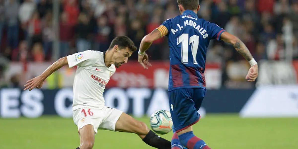 Sevilla le ganó a Levante por tres a dos en el Estadio Ciudad de Valencia por la fecha 33 de la LaLiga de España. A continuación, los detalles del partido.