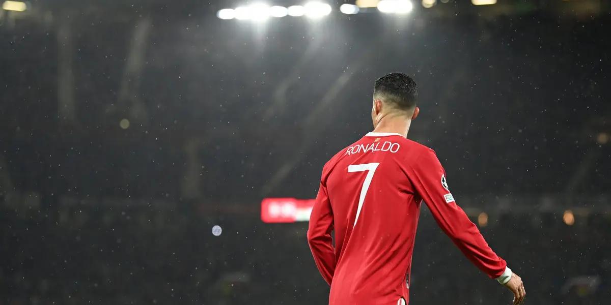 Si bien su llegada fue de ensueño y muchos creían que el portugués estaba volviendo a su mejor versión, estos últimos partidos al equipo no le salieron bien las cosas e increiblemente el luso también fue victima de las exigencias.