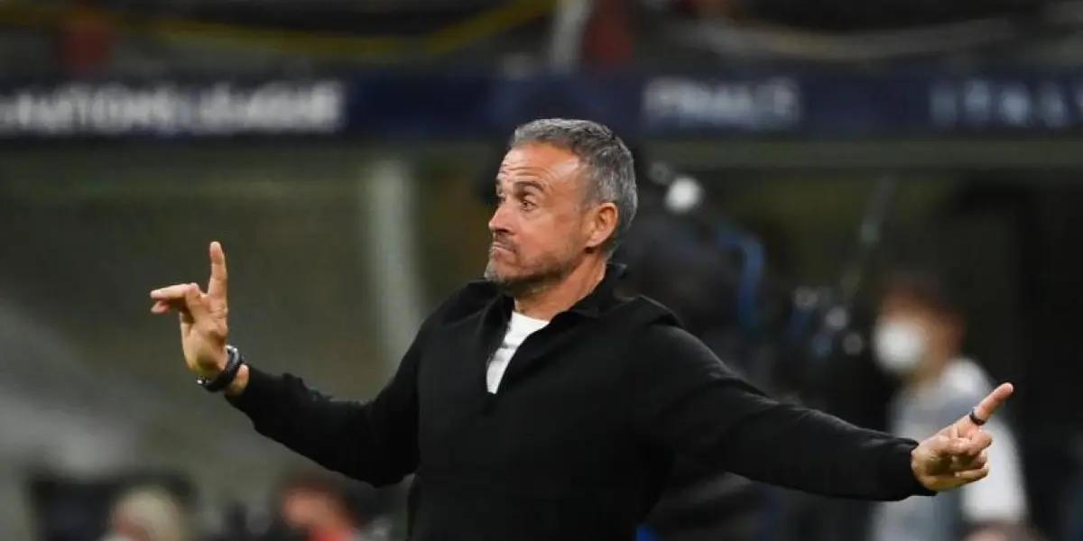 Siempre cada uno como hincha de su país quiere lo mejor para su selección o por lo menos en general. Ese no es el caso de algunos aficionados del Real Madrid, quienes quieren que le vaya mal a Luís Enrique y por ende a la Selección española. Pero ¿Por qué tienen esta reacción con el entrenador?