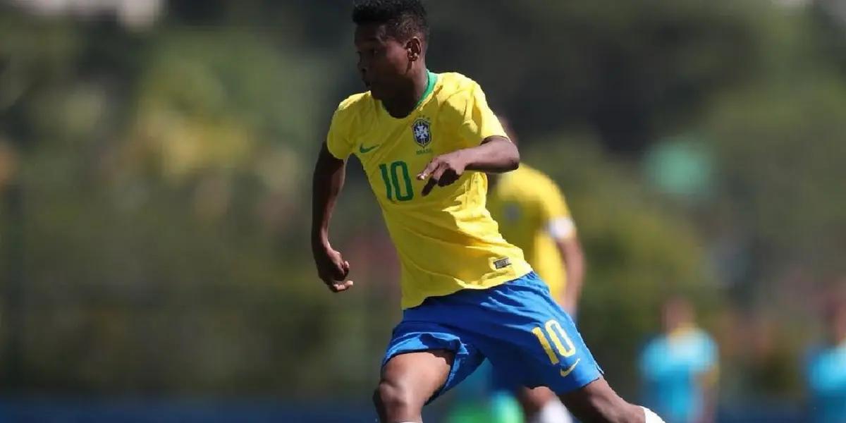 Siguiendo la política de proyectar a jóvenes con proyección, tales los casos de Vinicius Junior y Rodrigo, la Casa Blanca sigue de cerca a la nueva joya del fútbol brasileño. Detalles de la apuesta del Real Madrid.