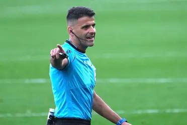 Sobre el final del partido, Gil Manzano pita el final del partido en el 96:02 cuando Oblak saca hacia Cunha, que se quedaba solo ante el portero. Los jugadores colchoneros salieron contra el arbitro aunque ya era tarde.