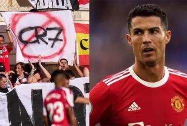 Tanto desde el club colchonero, como desde el entorno del futbolista alientan por la llegada de CR7 al equipo de Diego Simeone. Los únicos que no se mostraron a favor fueron los aficionados a los amistosos previos.