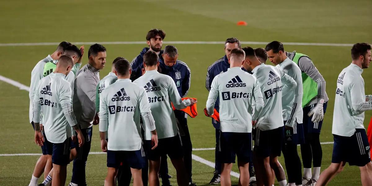 Tanto LaLiga como la Selección de Fútbol de España no verán acción este fin de semana debido a diferentes reprogramaciones que sufrió el calendario internacional, y que necesita ponerse al día. Las Federaciones completarán la disputas de sus partidos internacionales, sobre todo aquellos que clasifican a la Copa del Mundo de Qatar.