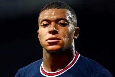 Termino la novela del verano y finalmente Kylian Mbappé no jugará en el Real Madrid, pero a pesar de esto el jugador francés rechazó una increíble oferta de renovación por parte del PSG y ya tiene en claro donde quiere jugar el año que viene.