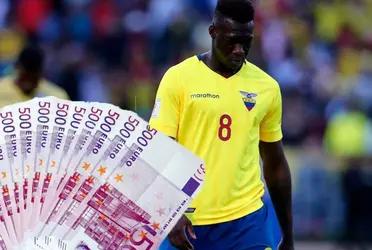 Tras perder el juicio contra el Genoa de Italia, Felipe Caicedo contaría con ofertas del Elche y el Espanyol de Barcelona, además de otras dos de la Premier League, pero con un salario de 400 mil euros año. Una cifra muy lejana a los 2,5 que percibe actualmente.
