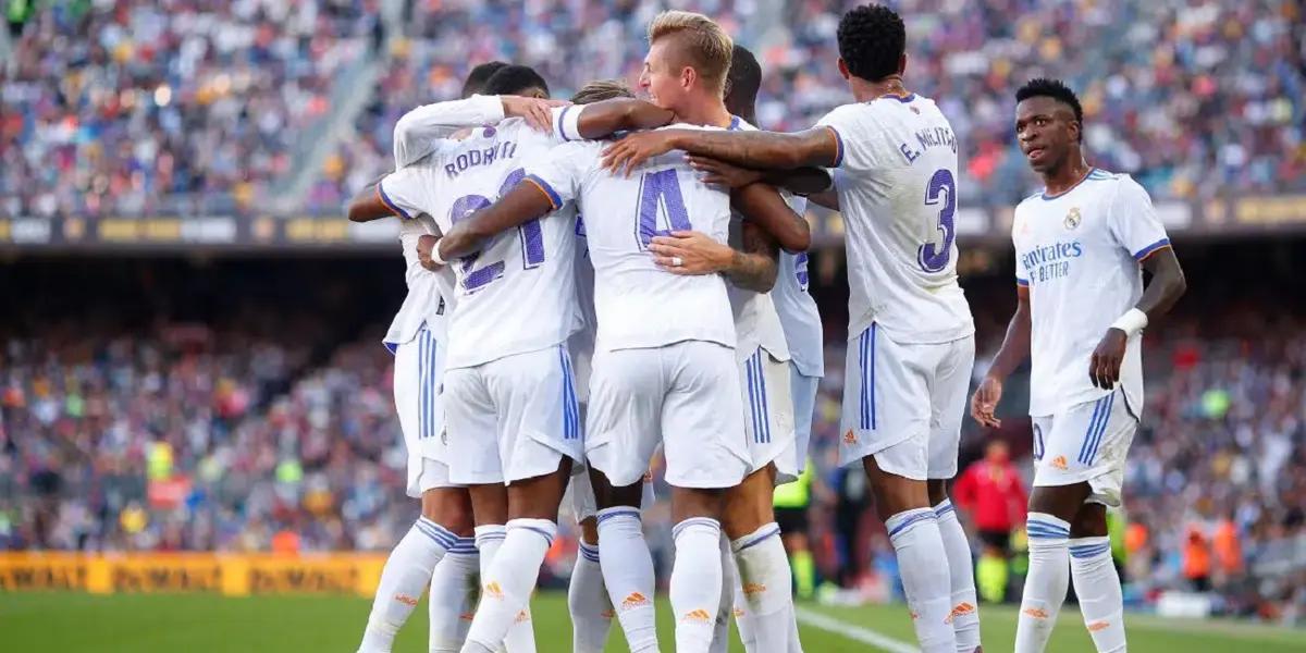 Un breve repaso por los diferentes fichajes que ha realizado la Casa Blanca. Algunos, con paso olvidable, otros han contribuido a mantener al club merengue en lo más alto del fútbol del mundo.